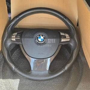 BMW F10 520D 순정핸들팝니다