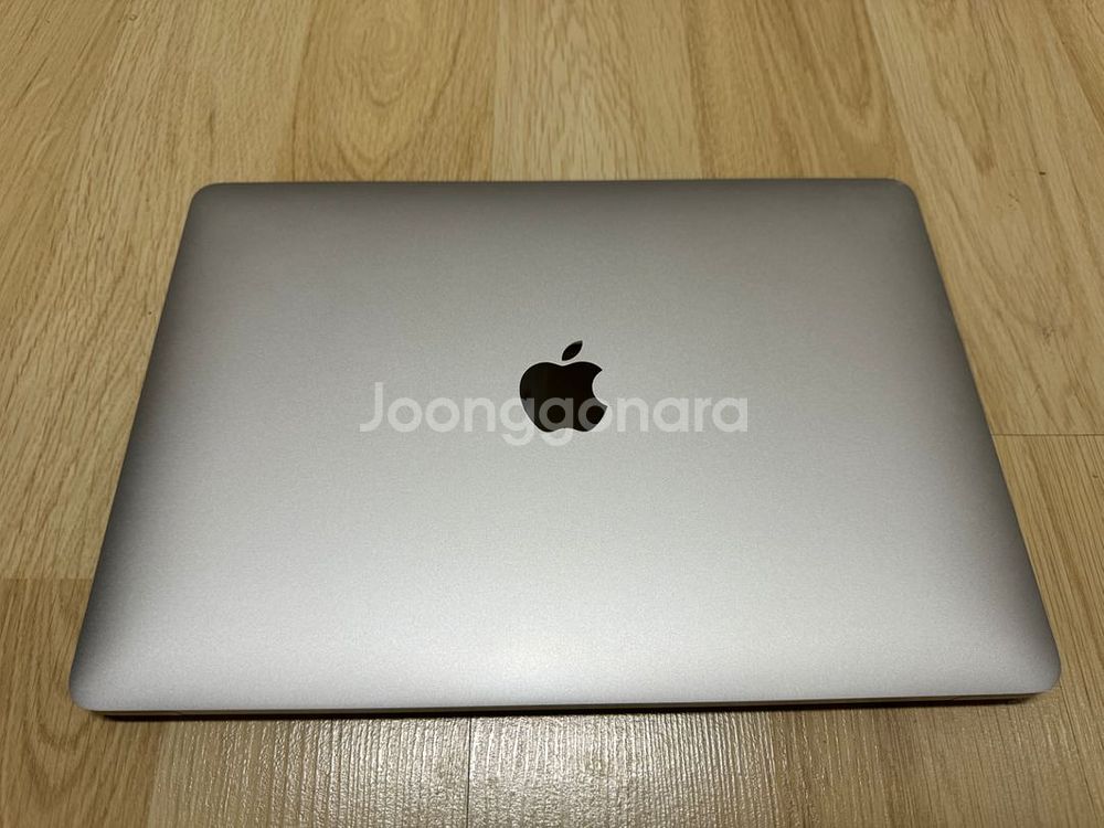 2020 맥북에어 M1 8GB/256GB--0