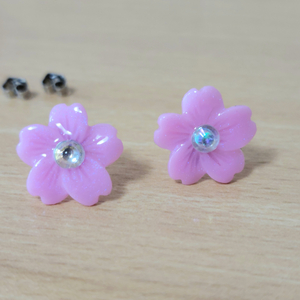 분홍 꽃 귀걸이 한쌍