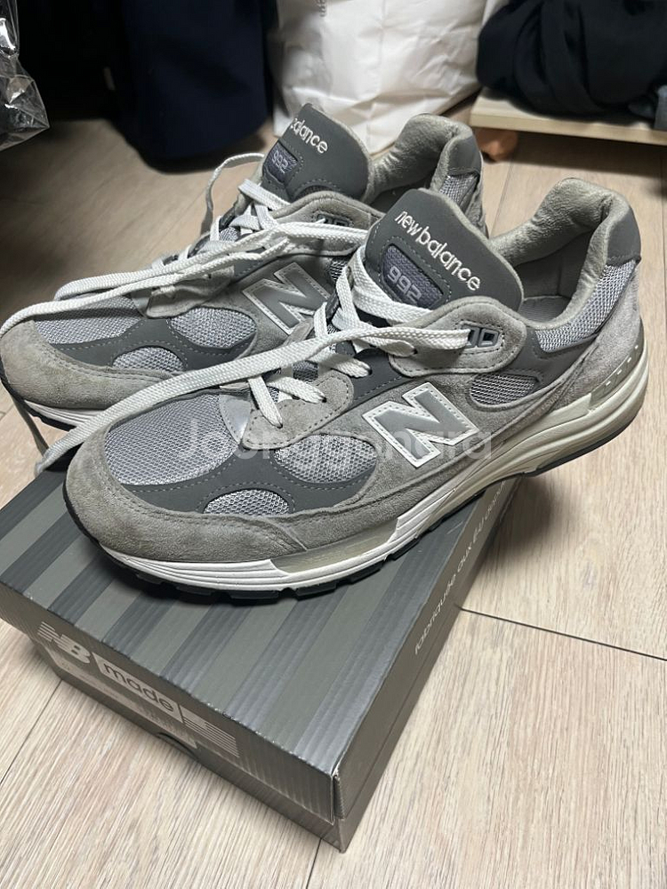 뉴발란스 992 그레이 270--3