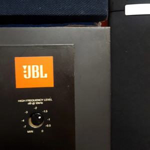JBL 4425 스피커