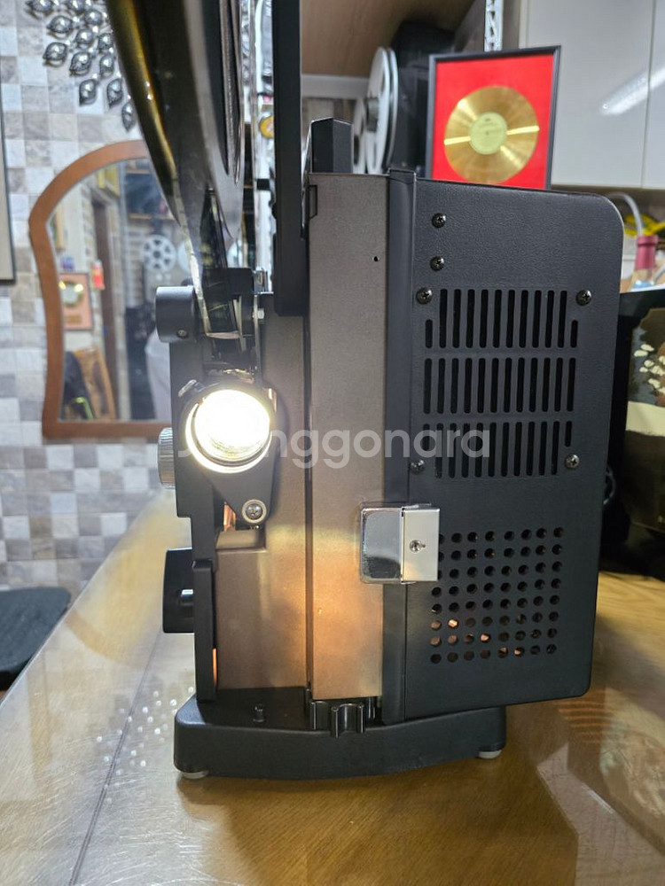 상태 퍼펙트한 빈티지 EIKI SL-0 16mm영사기--3