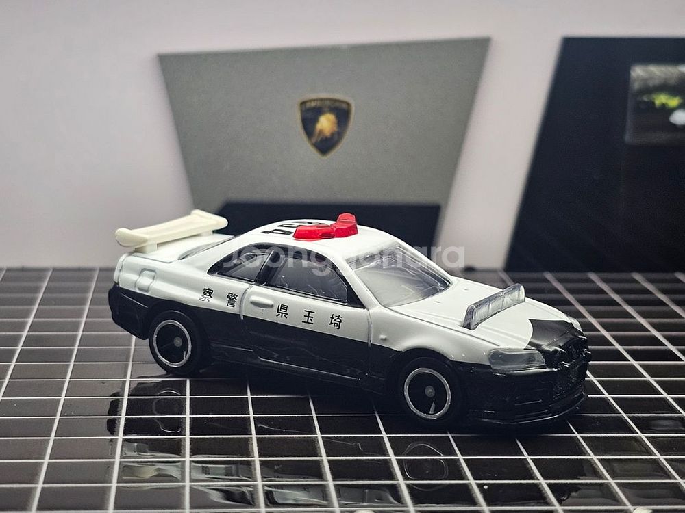 토미카 일본판 닛산 스카이라인 gtr34 경찰차--2