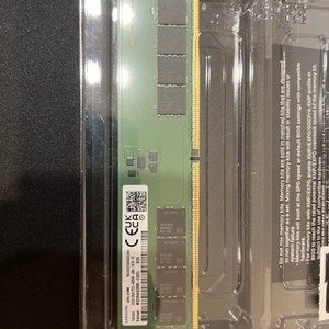 삼성 DDR5 32GB 1개