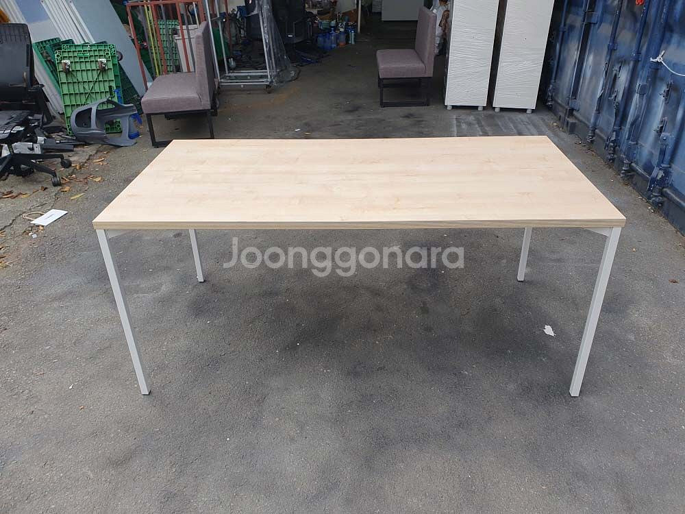 il-loom(일룸) 데스커 1600테이블,책상--2