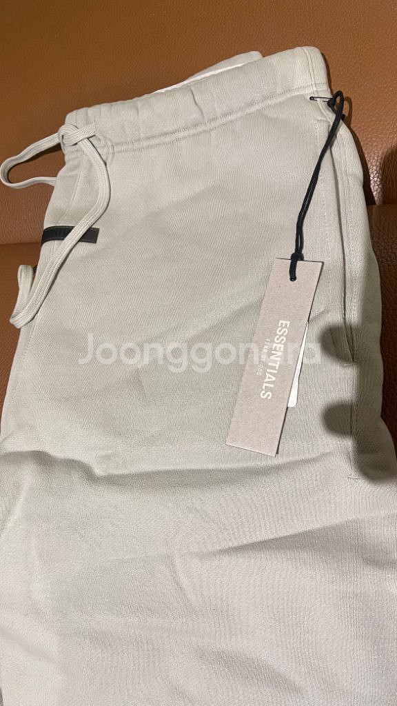 [m]에센셜 피어오브갓 스웻팬츠 콘크리트 ssense--1