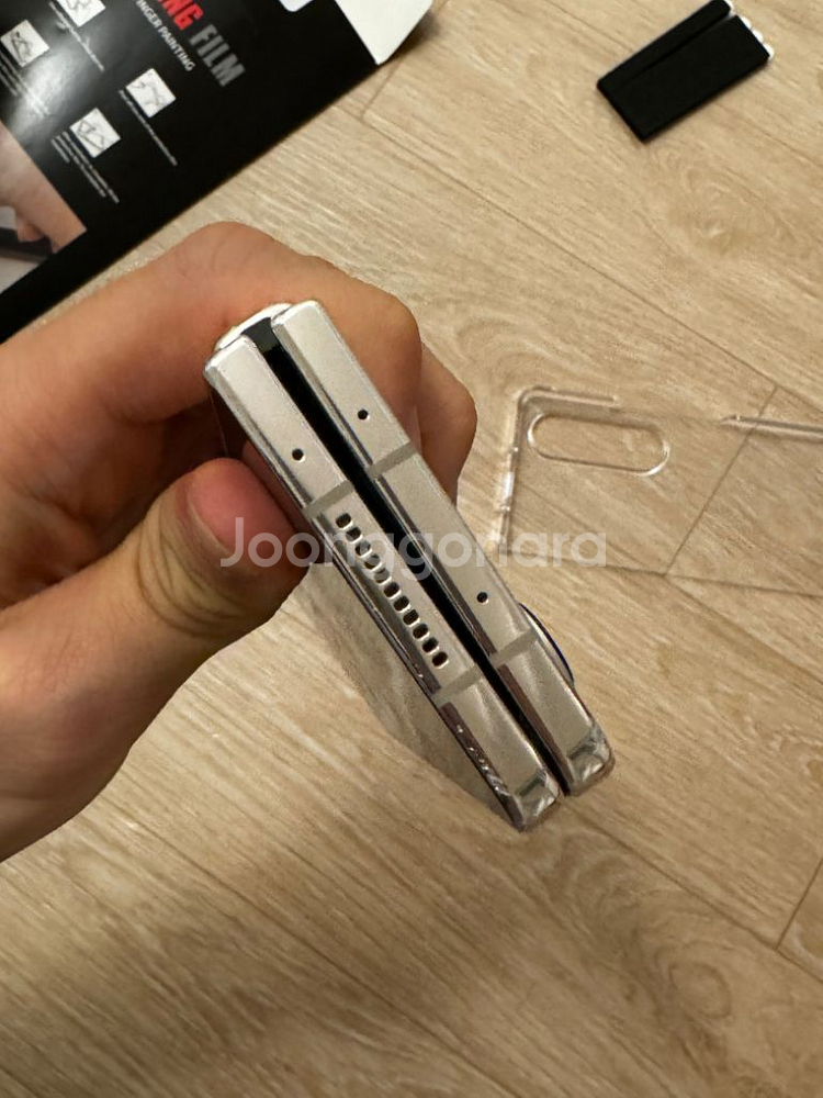 갤럭시 폴드4 512GB--8