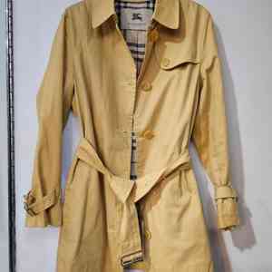 무배) 버버리 여성 하프 코트 자켓