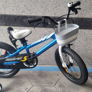 로얄베이비 16인치 진열상품 1대 어린이 자전거