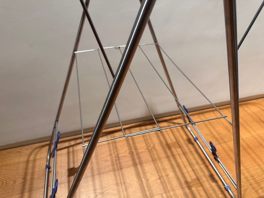 사용감 없는 고급 스테인리스 접이식 빨래걸이 빨래건조대 이미지