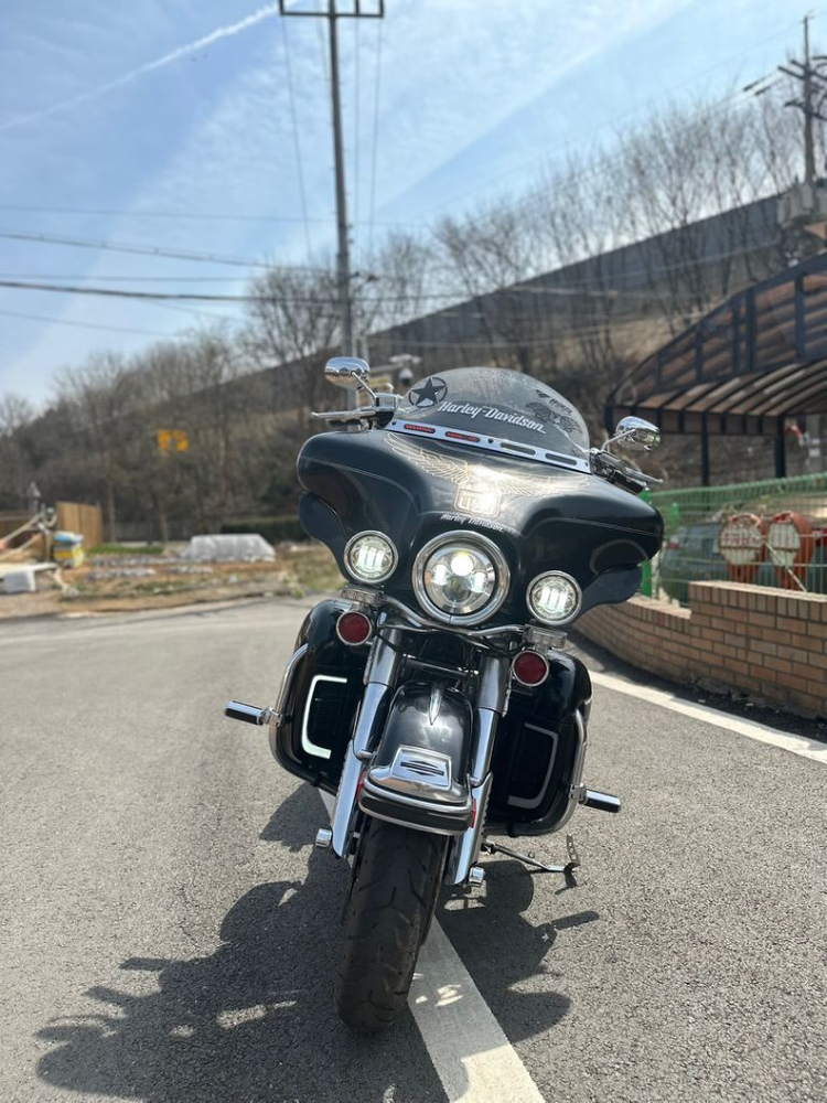 할리데이빈슨 일렉트릭 글라이드 울트라 클래식 로우 이미지