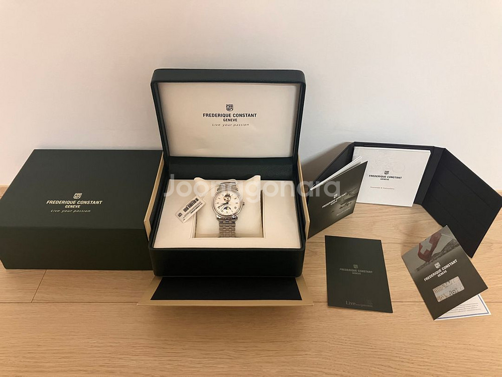 프레드릭 콘스탄트 하트비트 오픈하트 문페이즈--3