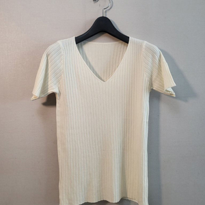 여성 여름 반팔 니트 티셔츠 새상품