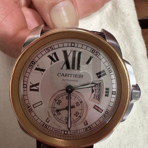까르띠에 칼리브 금장 42mm 팝니다!