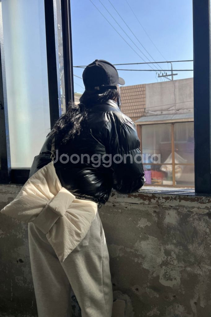 라임라이크 패딩 리본백 라이트베이지--0