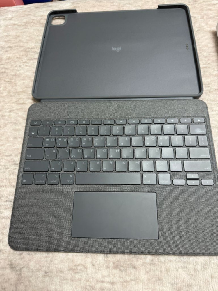 로지텍 콤보터치 아이패드프로 12.9--1