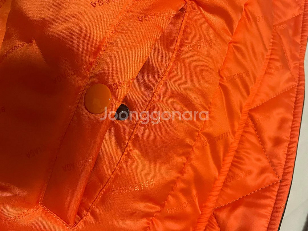 [백화점판/46] 발렌시아가 파리스 봄버 자켓--4