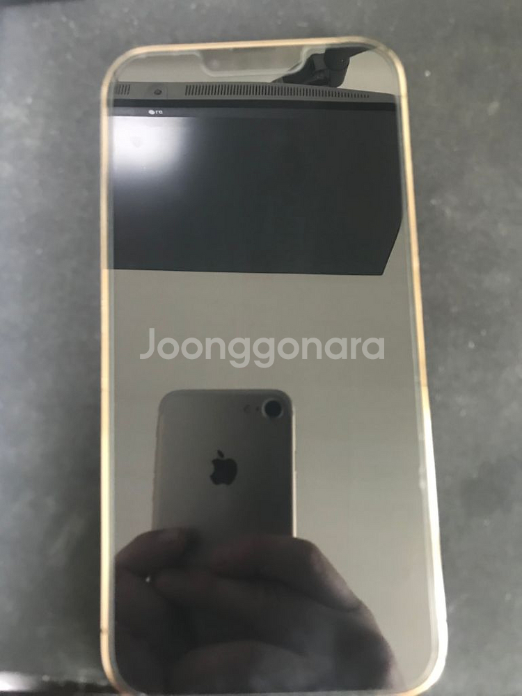 아이폰13프로맥스 골드 512 sss급 풀박스 팝니다--1