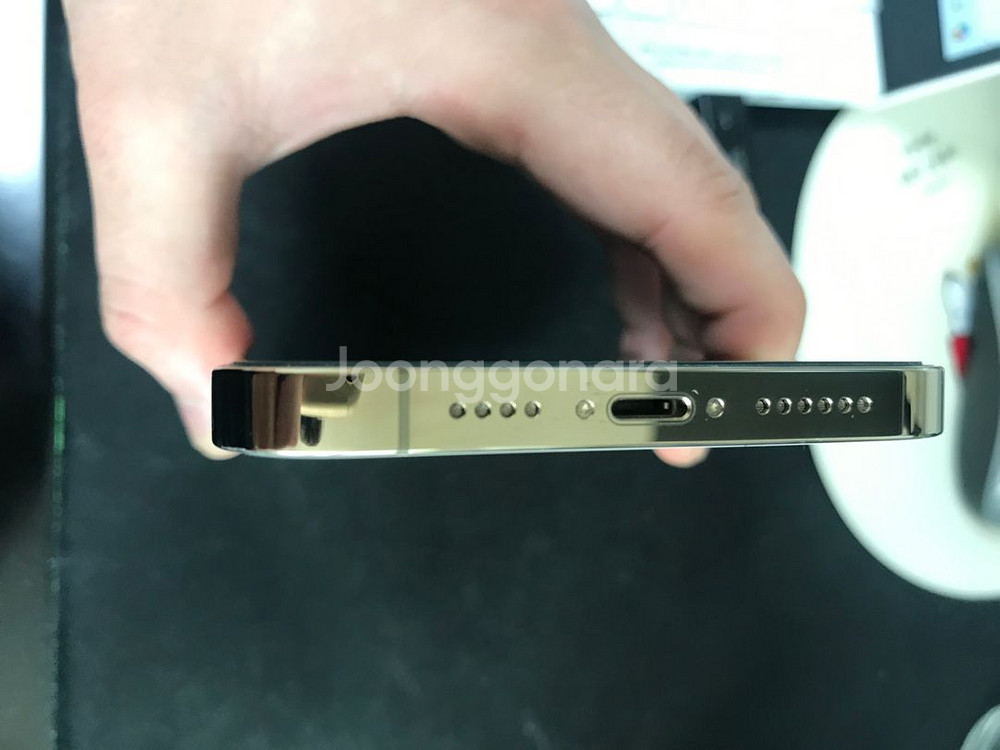 아이폰13프로맥스 골드 512 sss급 풀박스 팝니다--5