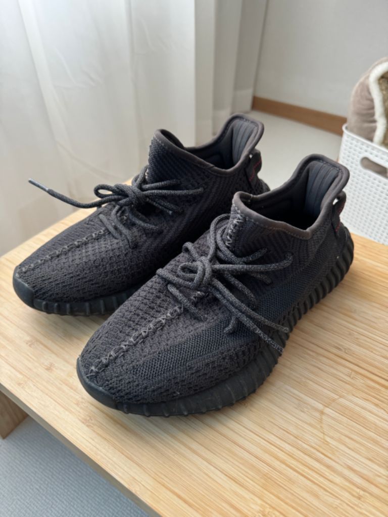 이지350 v2 트리플블랙 논리플렉티브 260