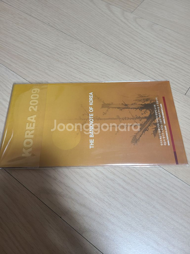 초판 AAA 오만원 지폐--1