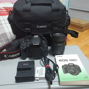 캐논 DSLR 700D 카메라