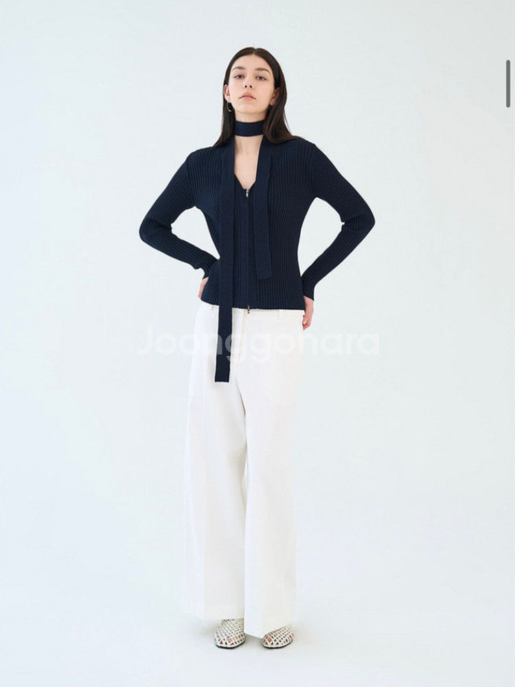 블라썸에이치(BlossomH) LUN V-NECK 집업--1