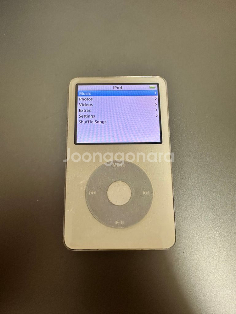 아이팟 비디오 5.5세대 팔아요!--0