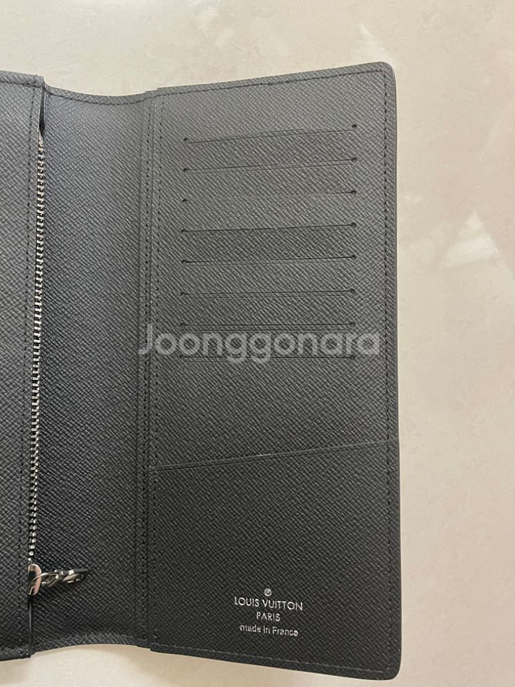 루이비통 장지갑 M30285--5