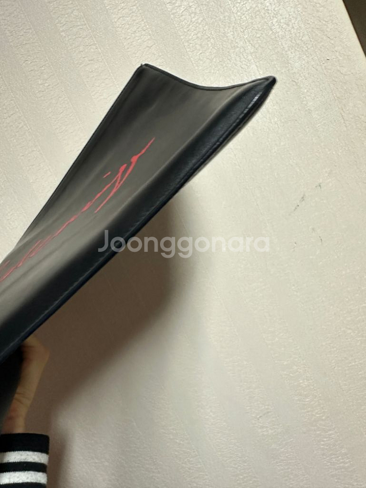 발렌시아가 시그니처 에브리데이 클러치백 L사이즈--1