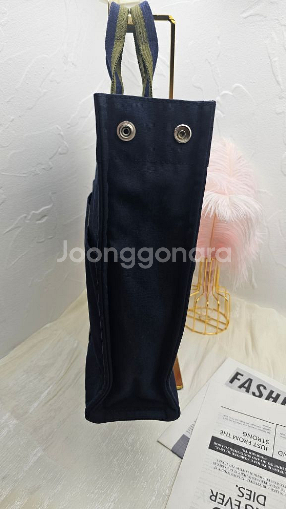 에르메스 후루토MM 네이비(감정서포함)--1