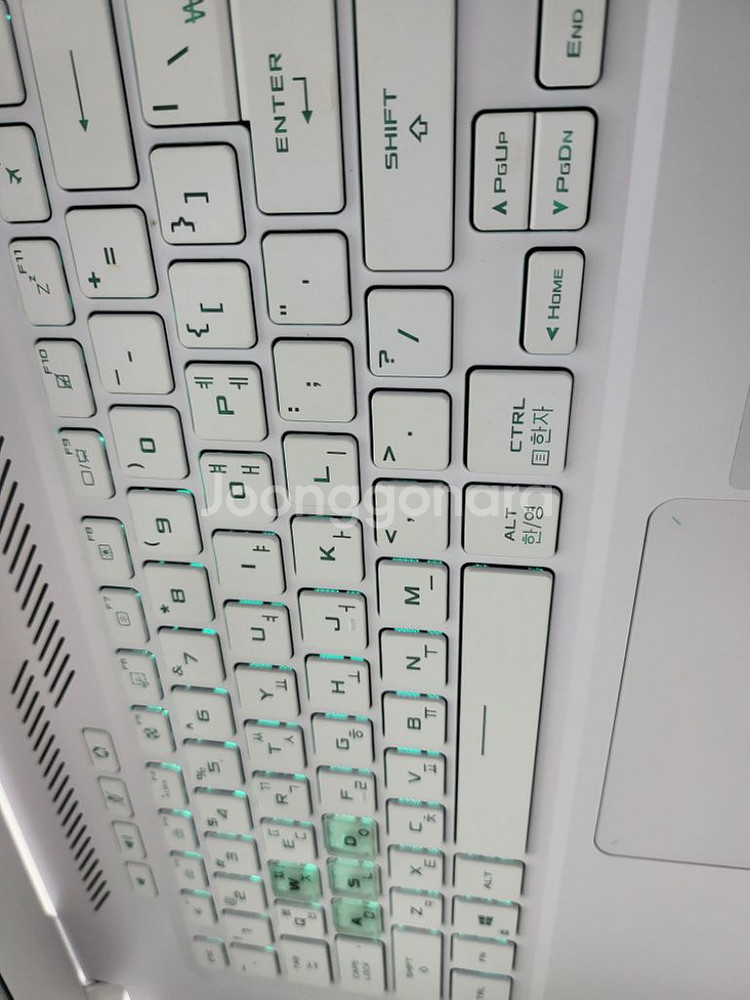 3060 게이밍 노트북 판매합니다--8