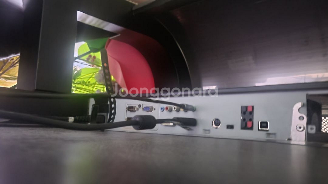 65인치 삼성 LCD TV 판매합니다 <이동식거치대>--6