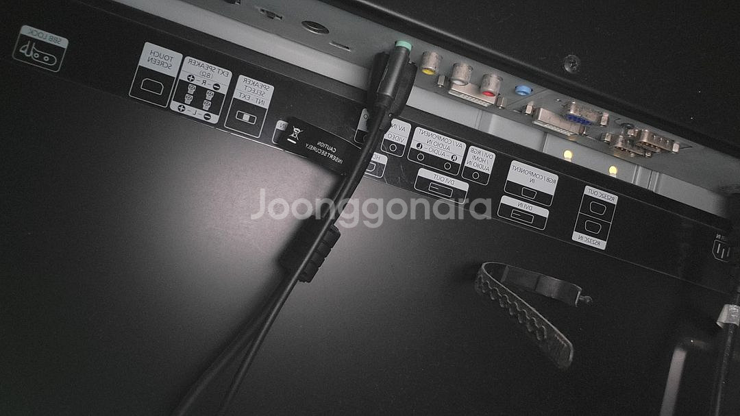 65인치 삼성 LCD TV 판매합니다 <이동식거치대>--5