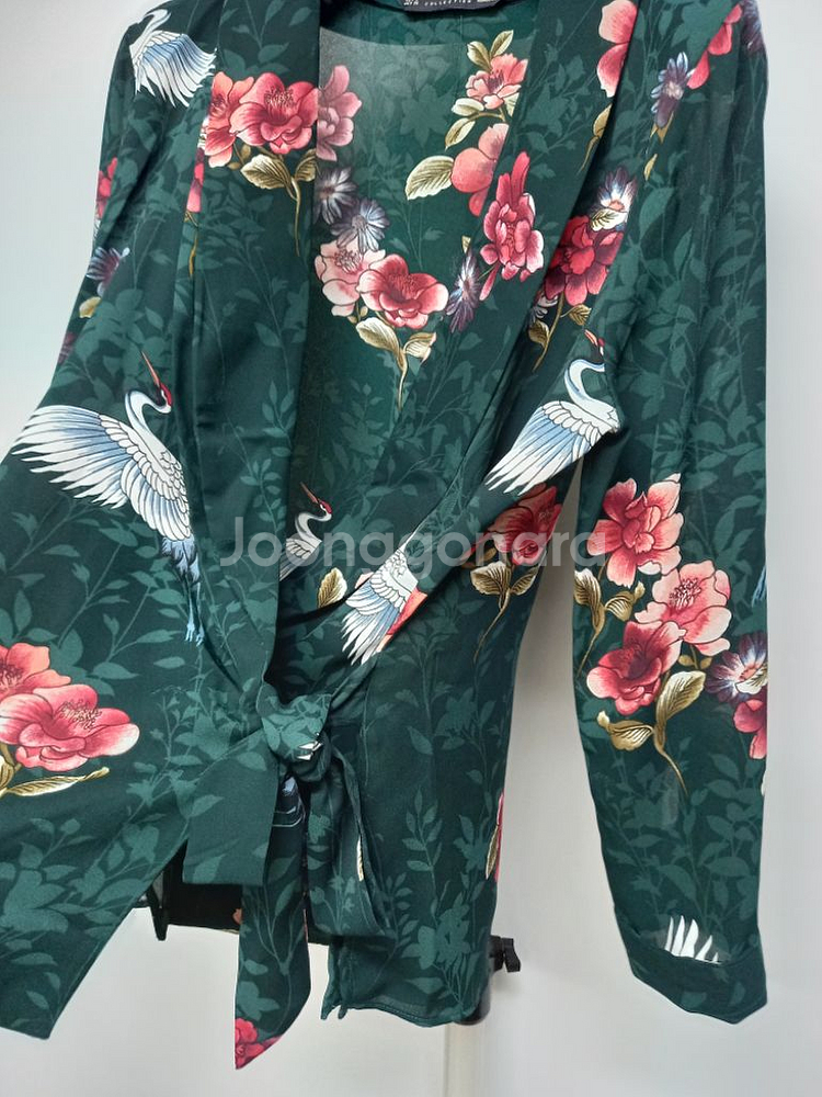 새 자라 ZARA 쉬폰 로브형 블라우스겸 가디건 55--3