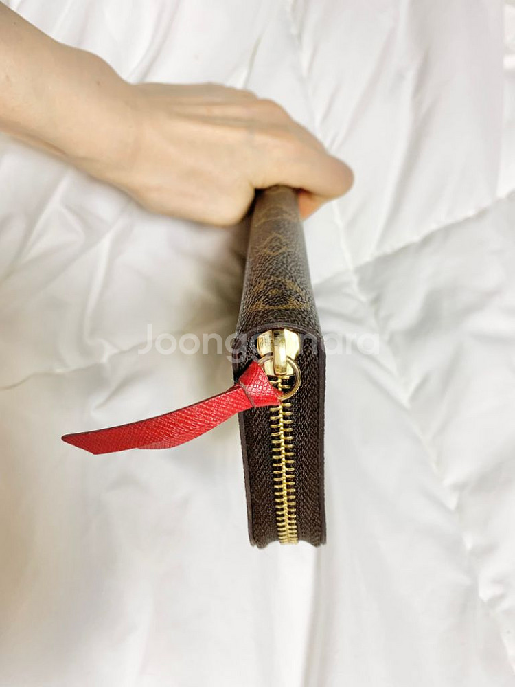 정품ㅡ루이비통 클레망스 월릿 지퍼돌이 장지갑/상태최상--4
