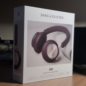 뱅앤올룹슨 HX 다크마룬(한정판색상) | Beoplay