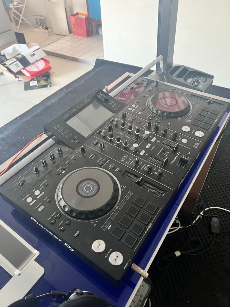 pioneer xdj-rx2