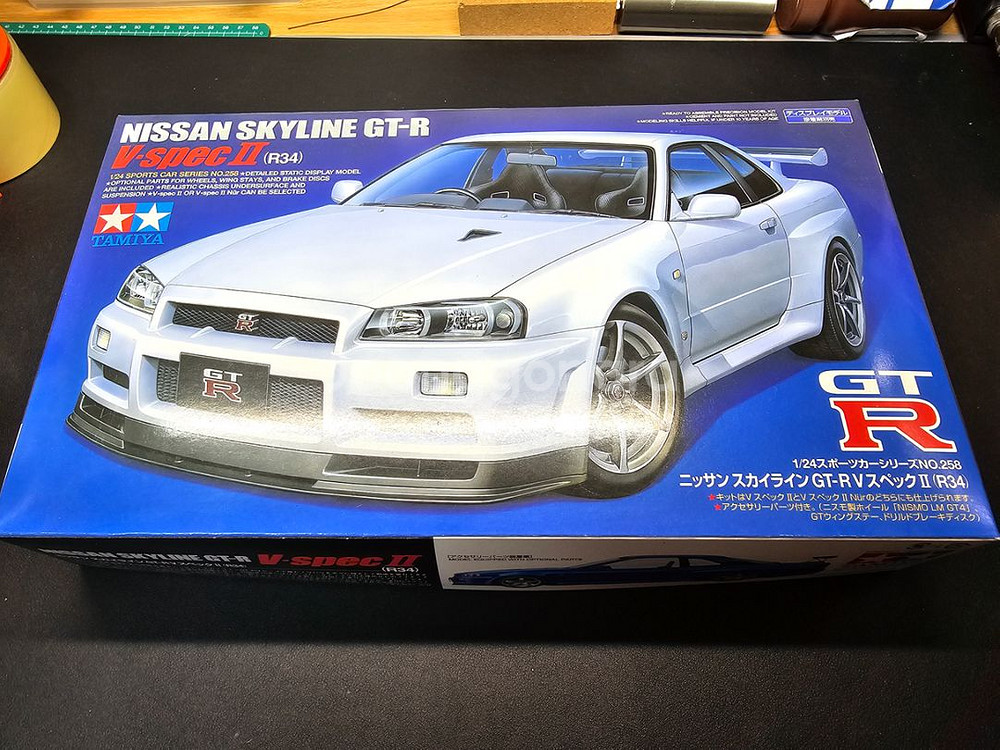 타미야 1/24 닛산 스카이라인 gt-r(R34) V스--1