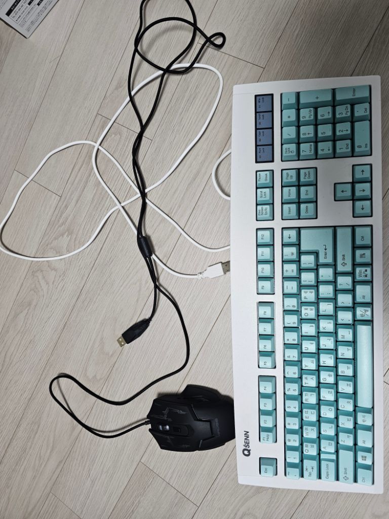 큐센 키보드, 엑토 마우스 팝니다