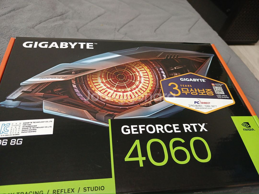 기가바이트 rtx4060 8gb 그래픽카드 팝니다.--4
