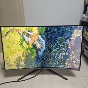 삼성전자 32인치모니터 커브드 U32R590 4K UH