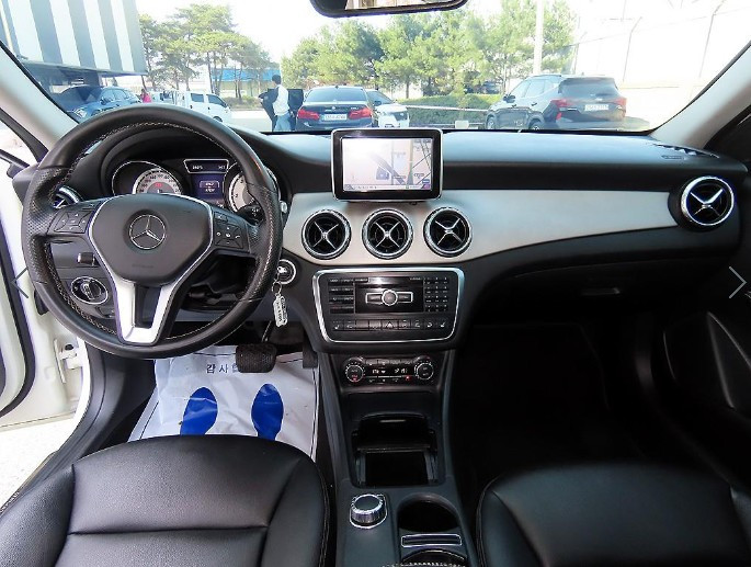 벤츠 GLA클래스 GLA 200 CDI 4매틱--3