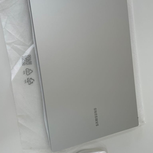 삼성 갤럭시북2 NT750XEW-A71A 인텔 i7