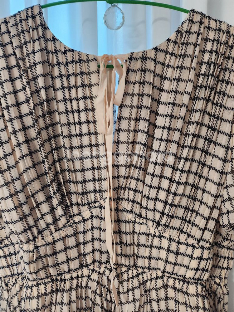 정품 새상품)셀프포트레이트 체크미디원피스 US10--2