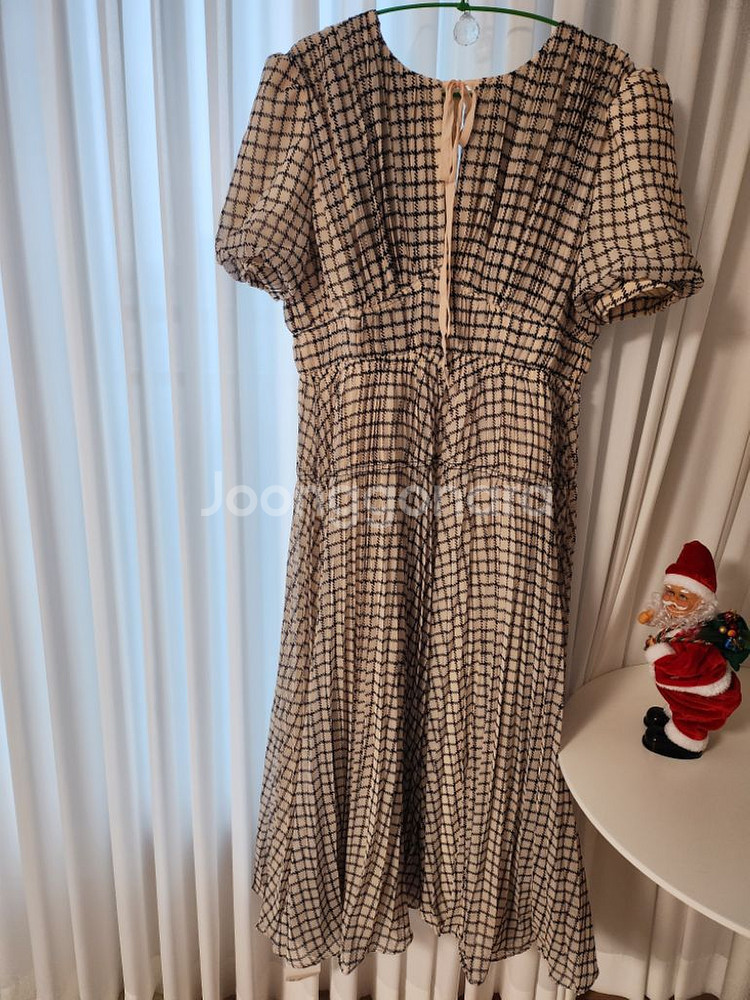 정품 새상품)셀프포트레이트 체크미디원피스 US10--1