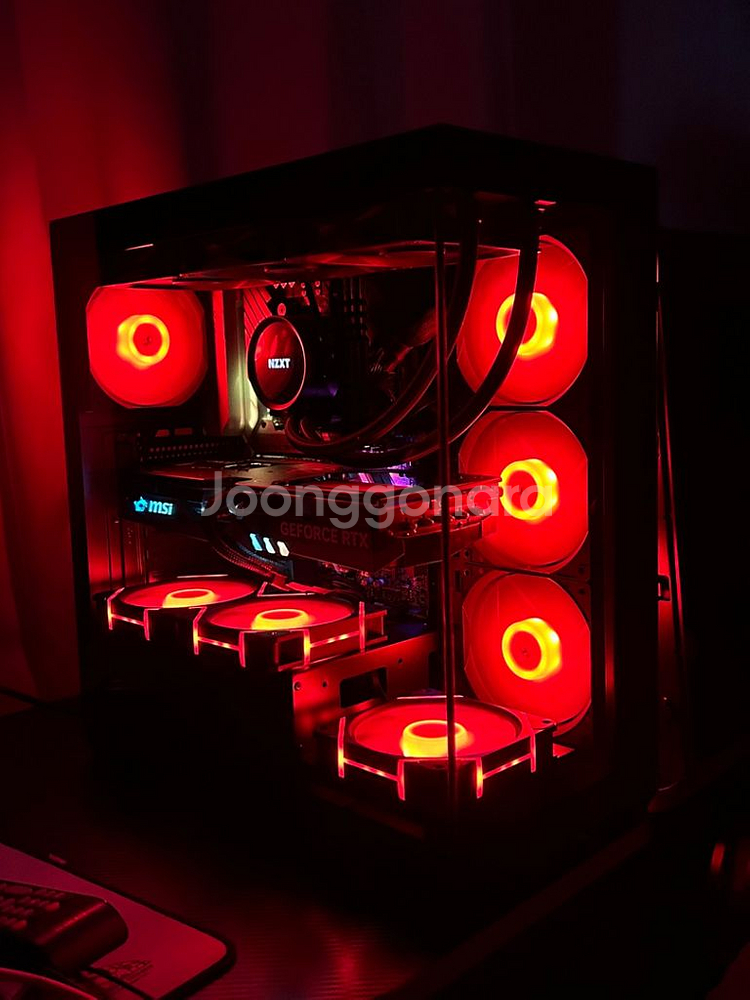 초고사양 게이밍컴퓨터팝니다. (4k 편집 원컴방송가능)--3