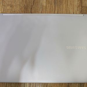 삼성노트북 메탈9 i5 램8GB/NT900X5H