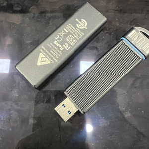 Apricorn Aegis 1TB 보안 USB