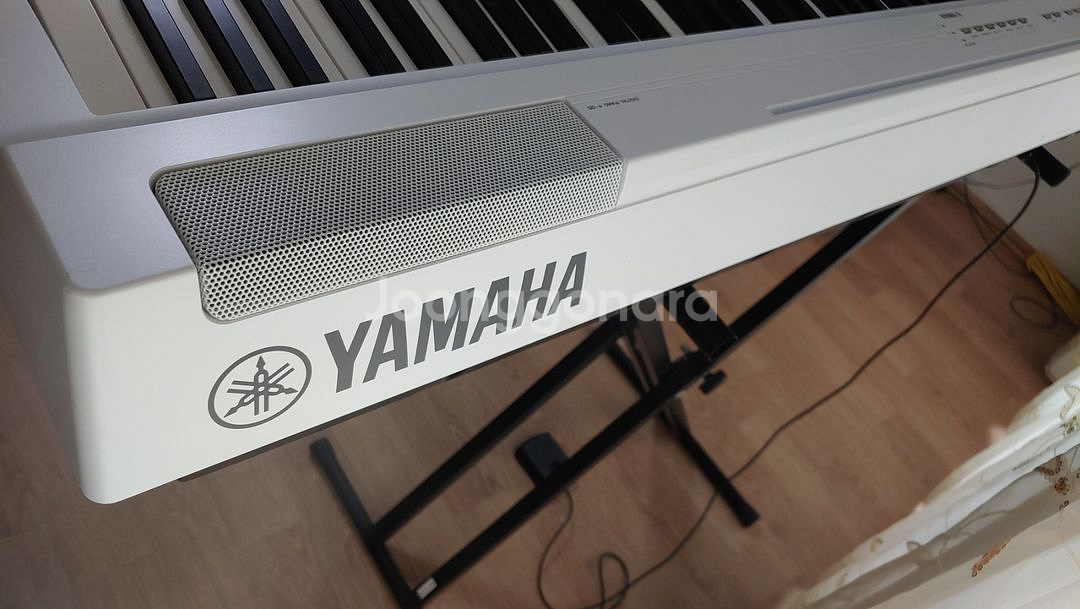 야마하 디지털피아노 p-125 팝니다--1